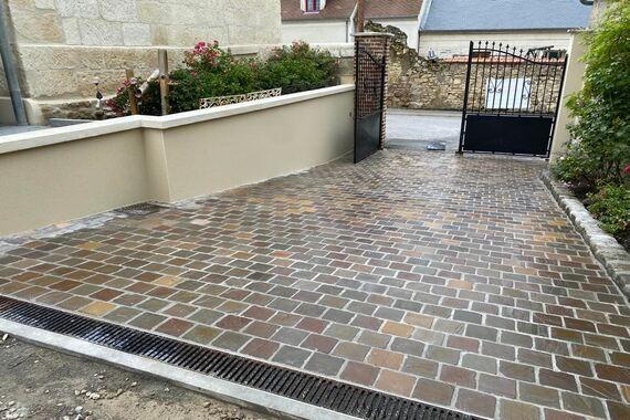 Moncourtois david entreprise maconnerie ravalement facade isolation pose pave descente garage